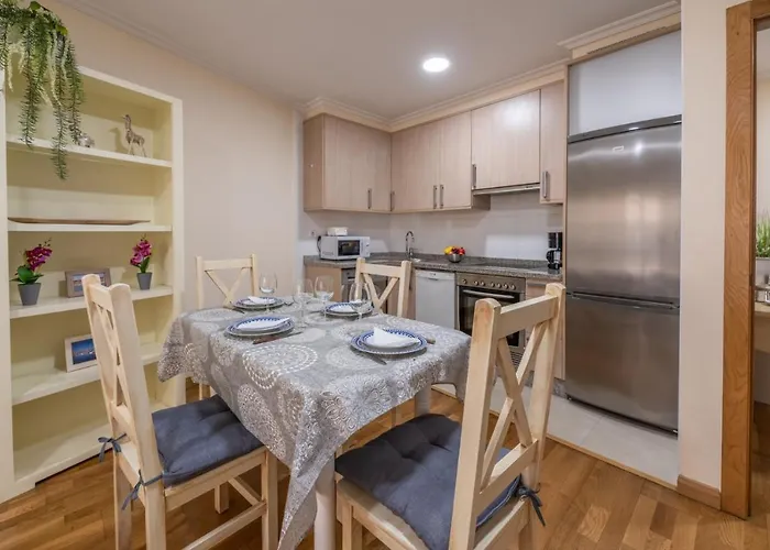 Centro Con Parking Gratis 산신소