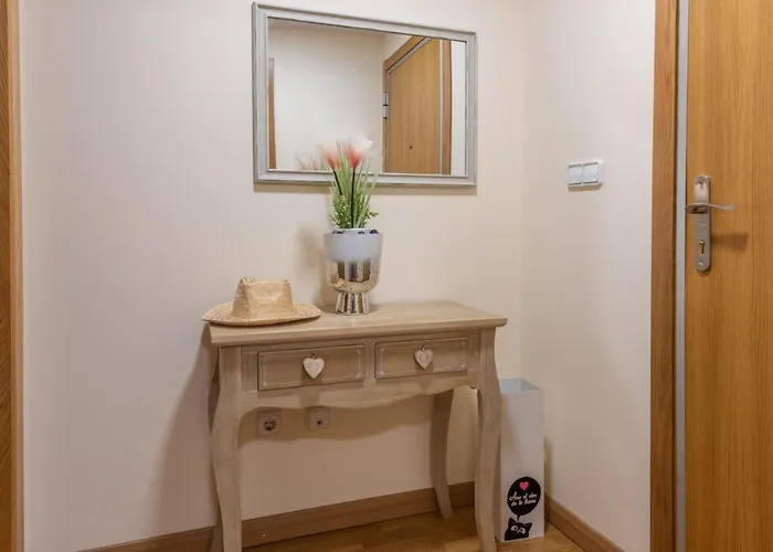 Centro Con Parking Gratis 아파트 *